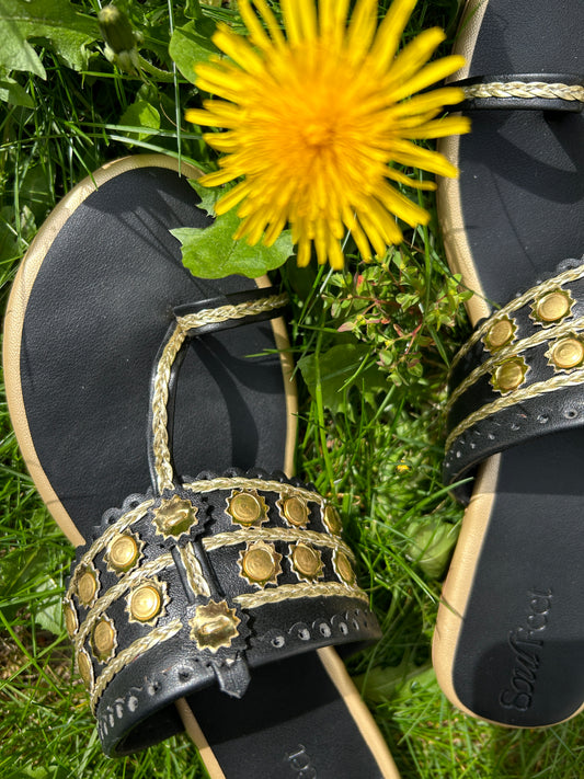 Black & Gold Chic Leather Flat Sandals