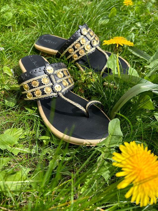 Black & Gold Chic Leather Flat Sandals